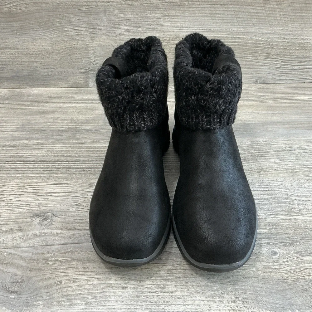 Skechers Women's Easy Going-Cozy Weather 2-Hands Free Slip-ins Ankle Boot 9.5 US